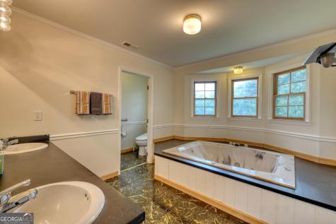 151 Sharp Top Circle Blairsville GA 30512