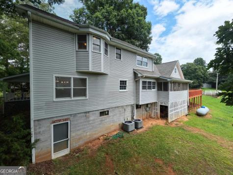 151 Sharp Top Circle Blairsville GA 30512