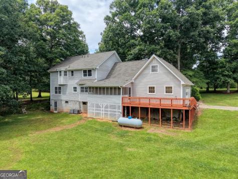 151 Sharp Top Circle Blairsville GA 30512