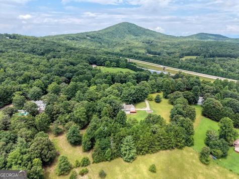 151 Sharp Top Circle Blairsville GA 30512