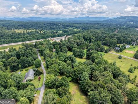 151 Sharp Top Circle Blairsville GA 30512