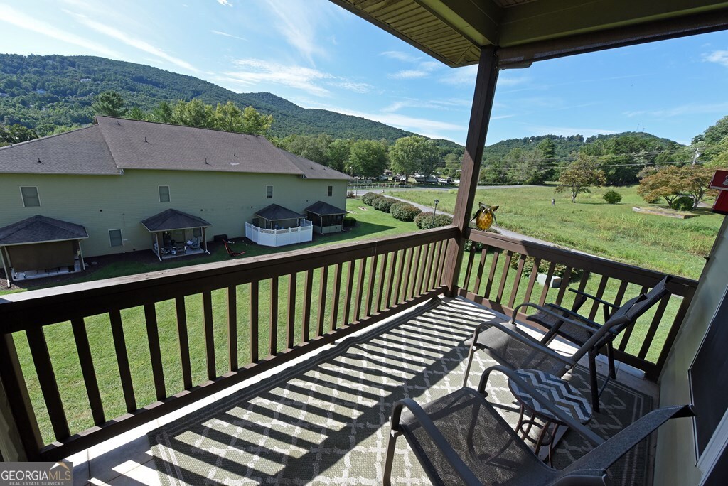 1724 Watercrest Way Hiawassee GA 30546