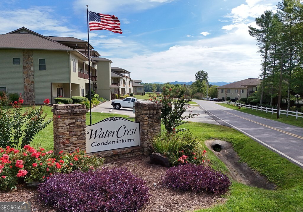1724 Watercrest Way Hiawassee GA 30546