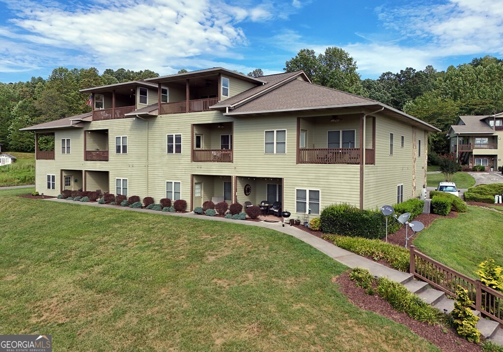 1724 Watercrest Way Hiawassee GA 30546