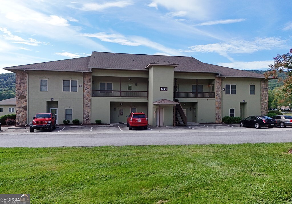 1724 Watercrest Way Hiawassee GA 30546