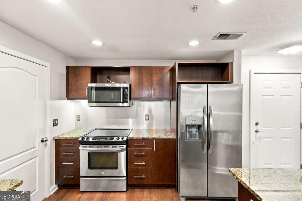 390 17th Street NW Atlanta GA 30363