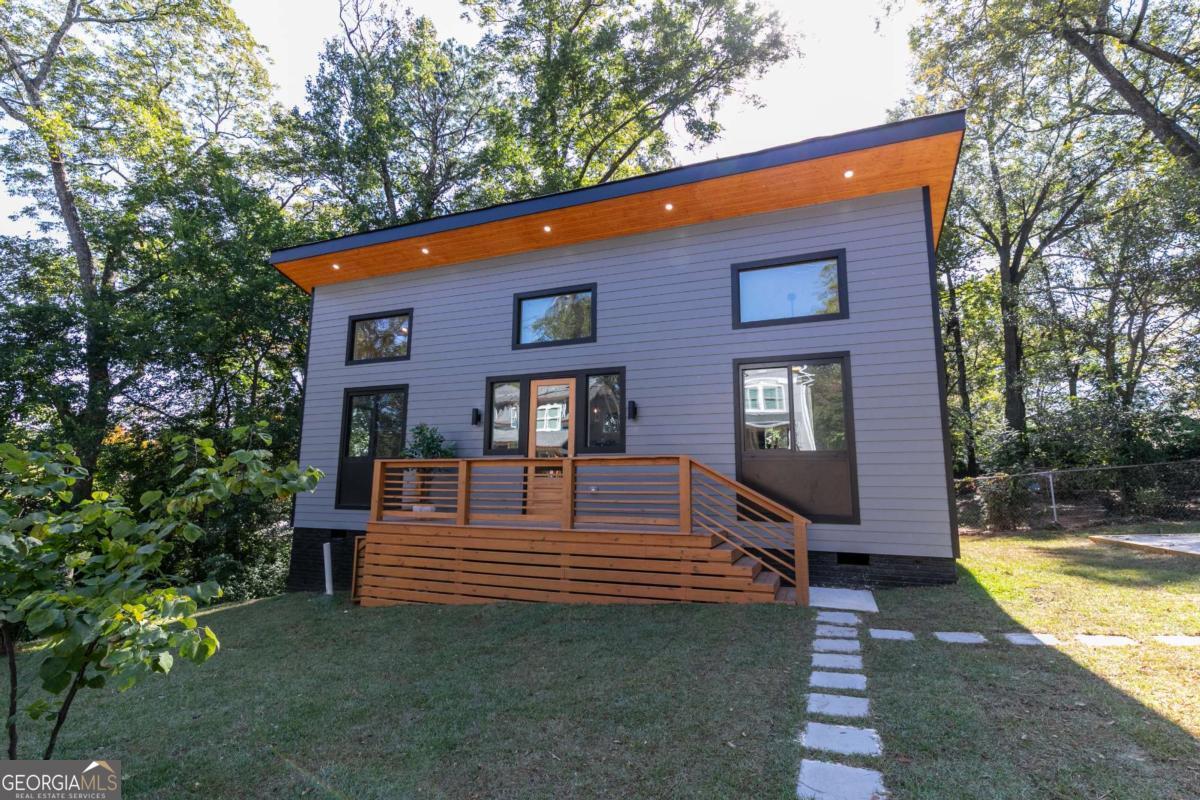 120 Howard Street SE Atlanta GA 30317