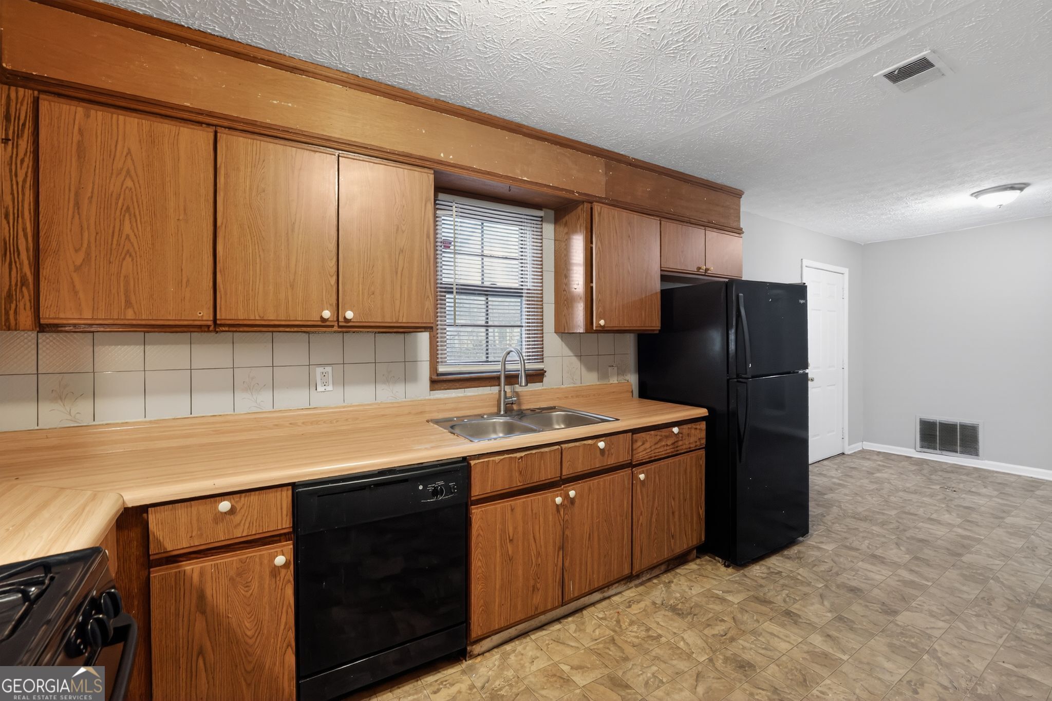 1009 Salisbury Trail Riverdale GA 30296