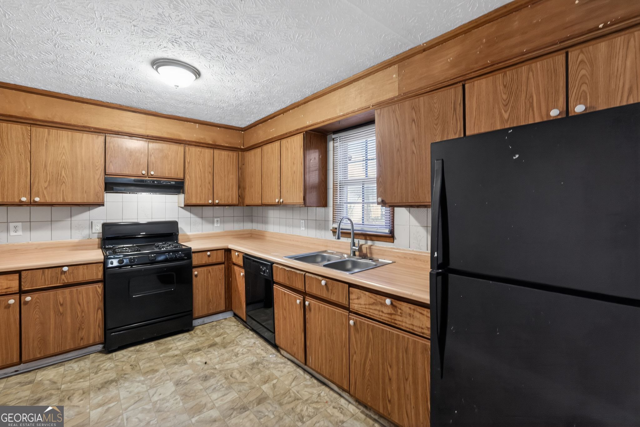 1009 Salisbury Trail Riverdale GA 30296