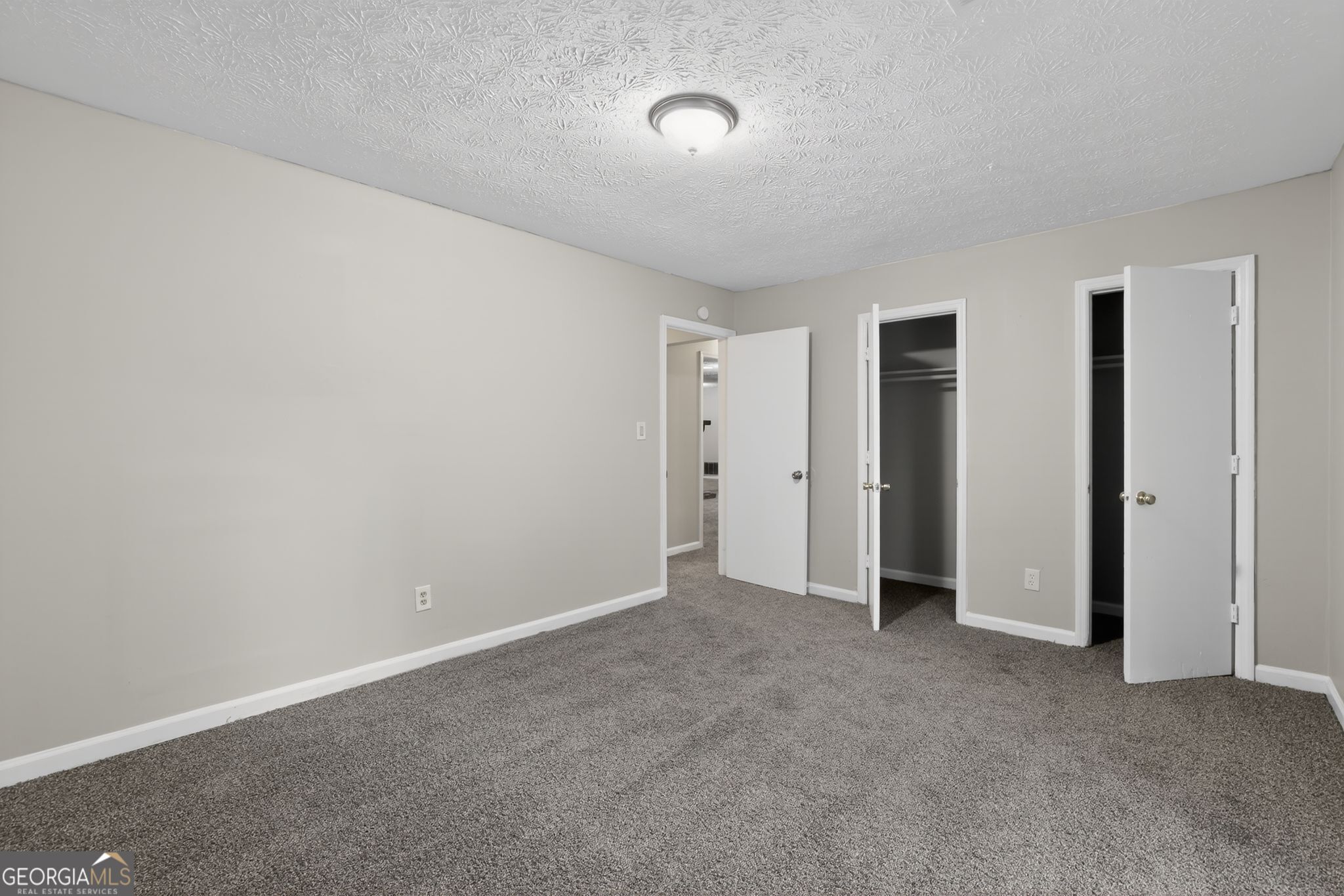 1009 Salisbury Trail Riverdale GA 30296