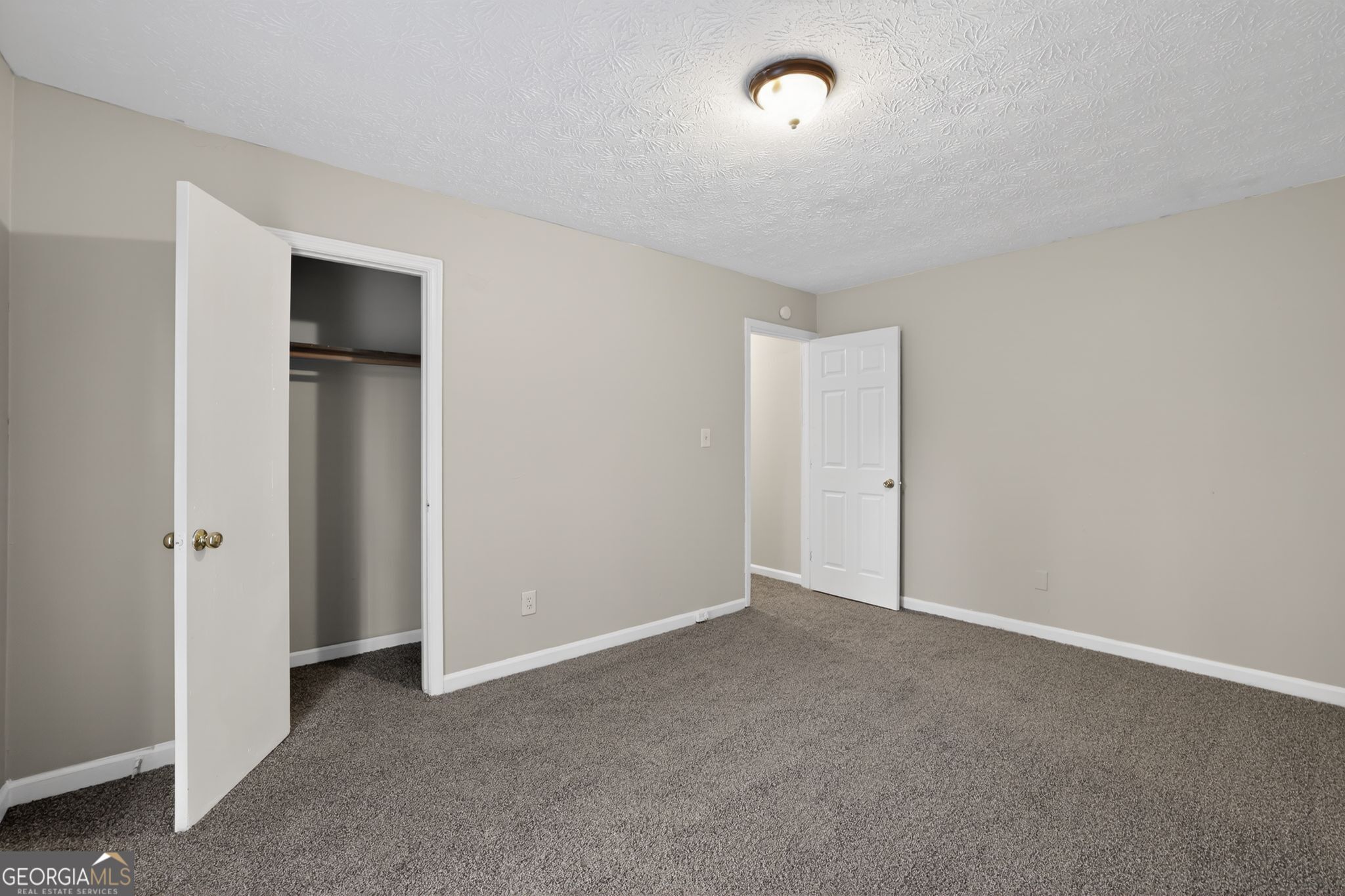 1009 Salisbury Trail Riverdale GA 30296