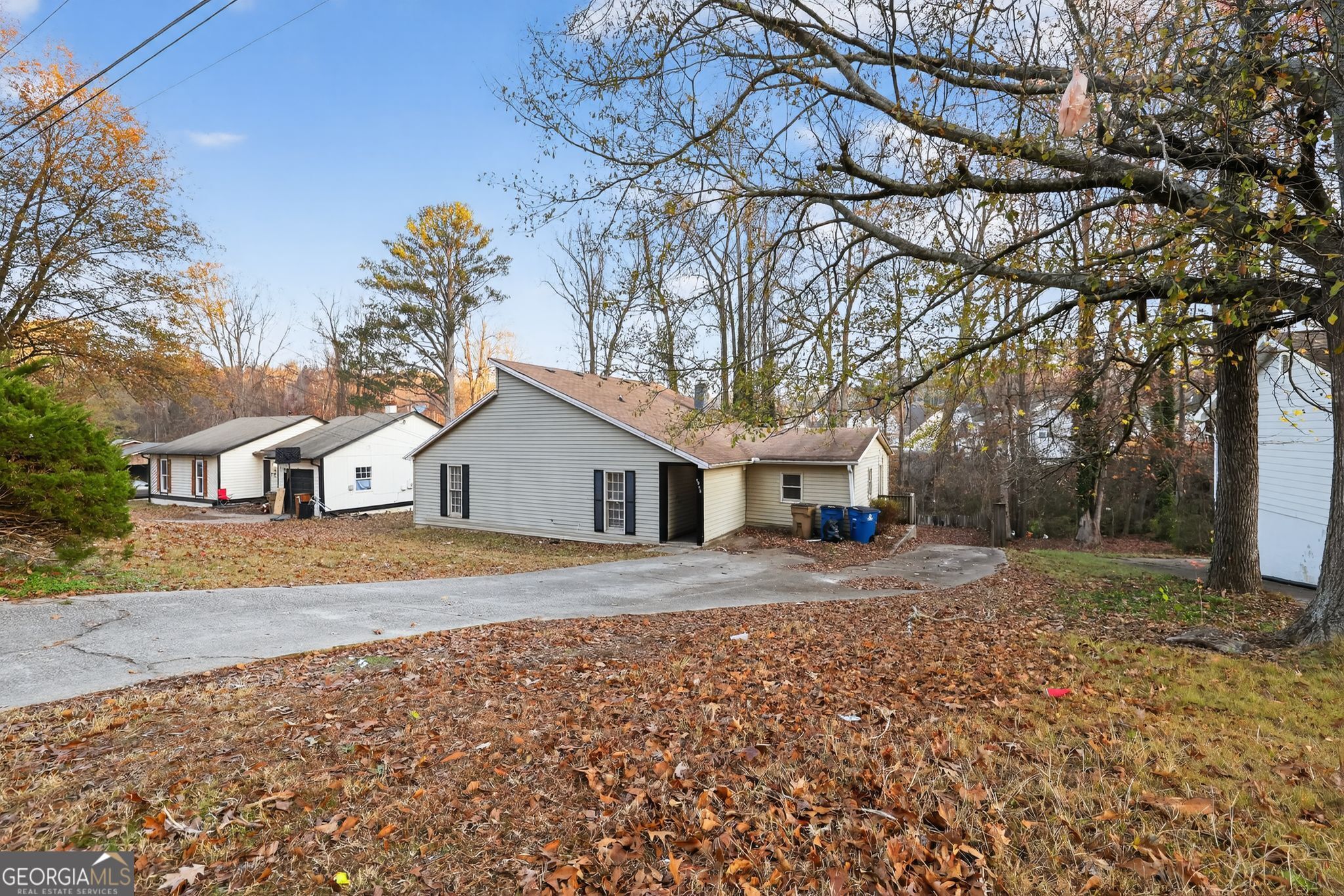 1009 Salisbury Trail Riverdale GA 30296