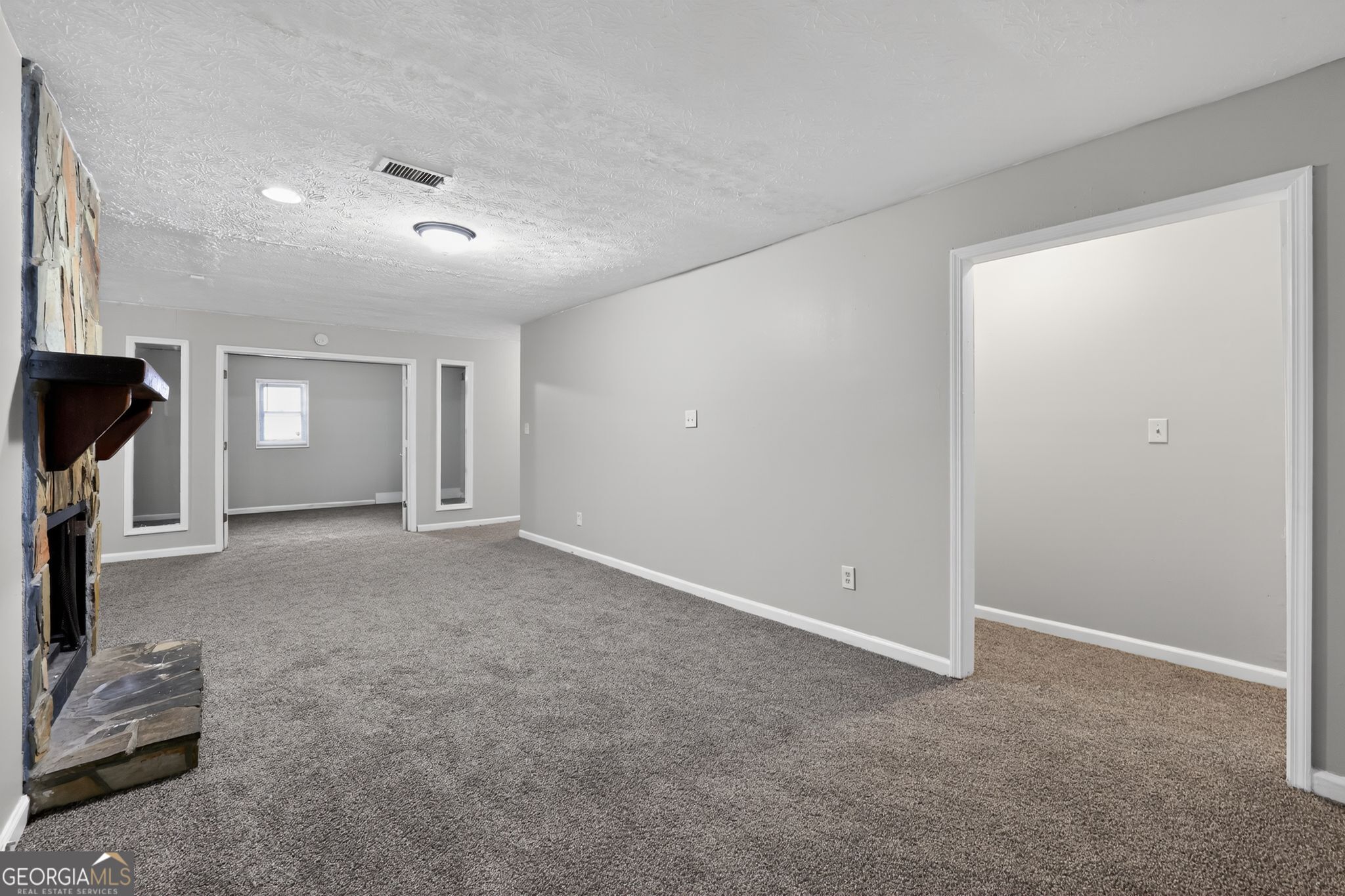 1009 Salisbury Trail Riverdale GA 30296
