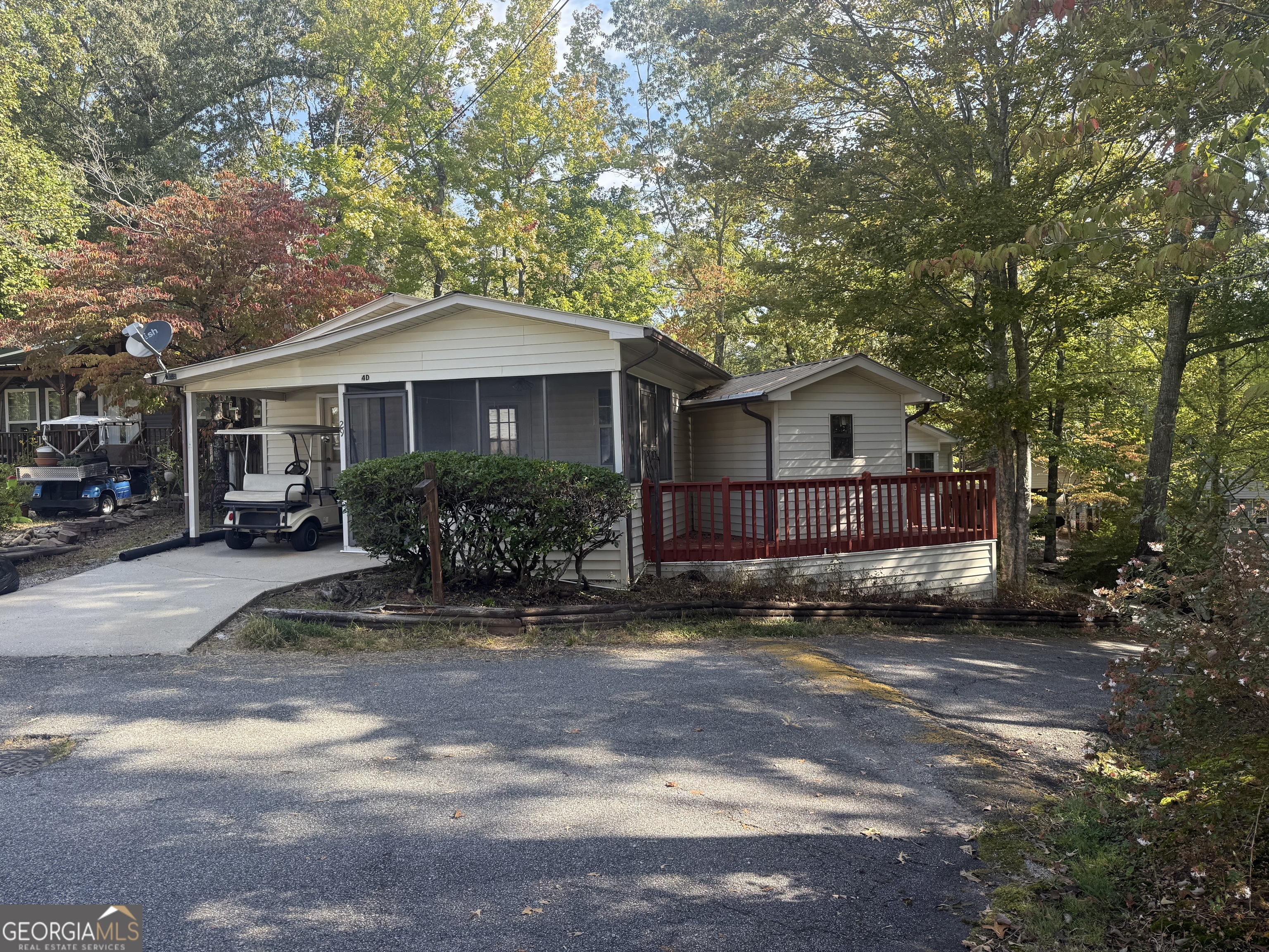 29 Cindy Parkway Cleveland GA 30528