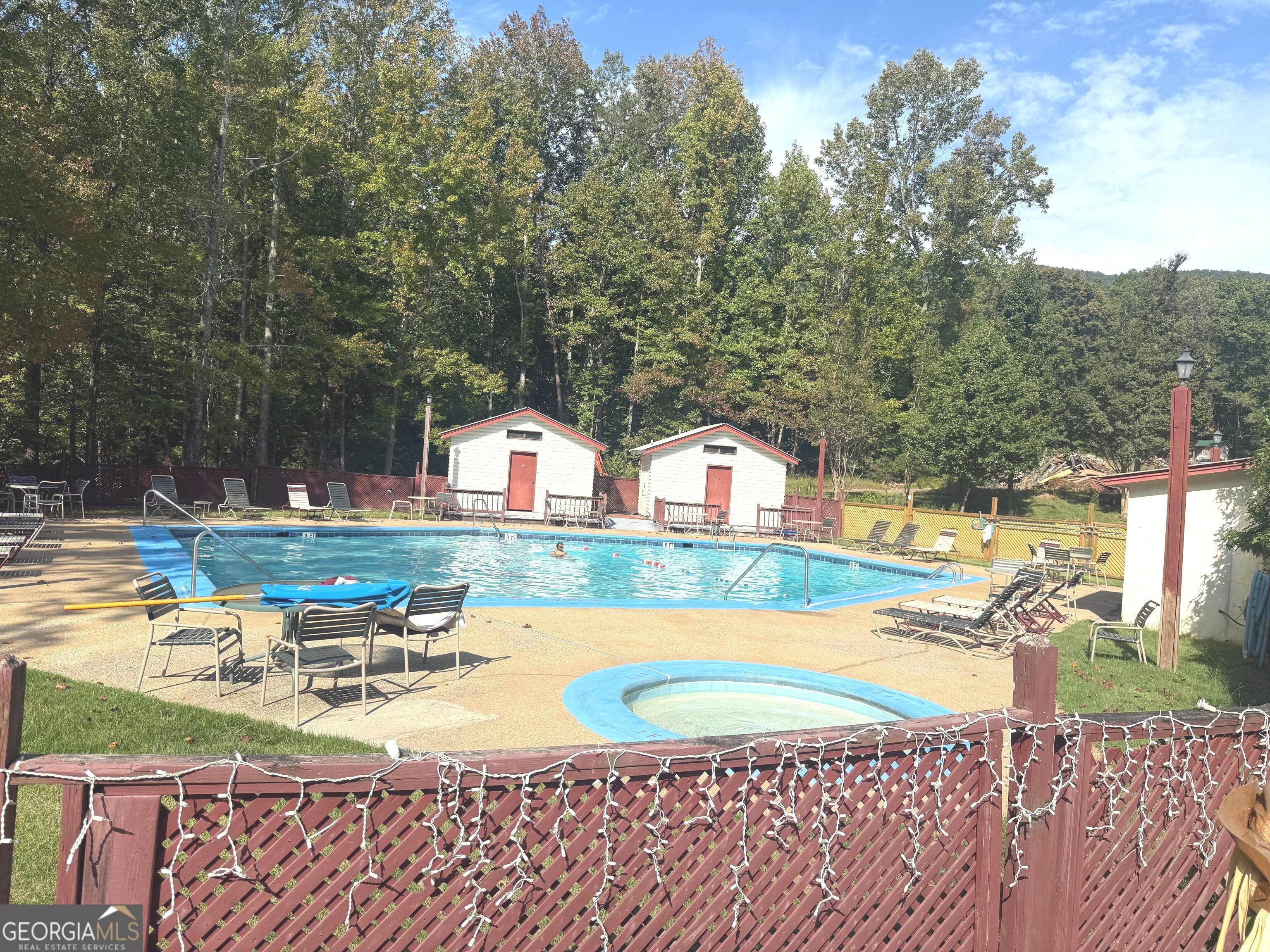 29 Cindy Parkway Cleveland GA 30528