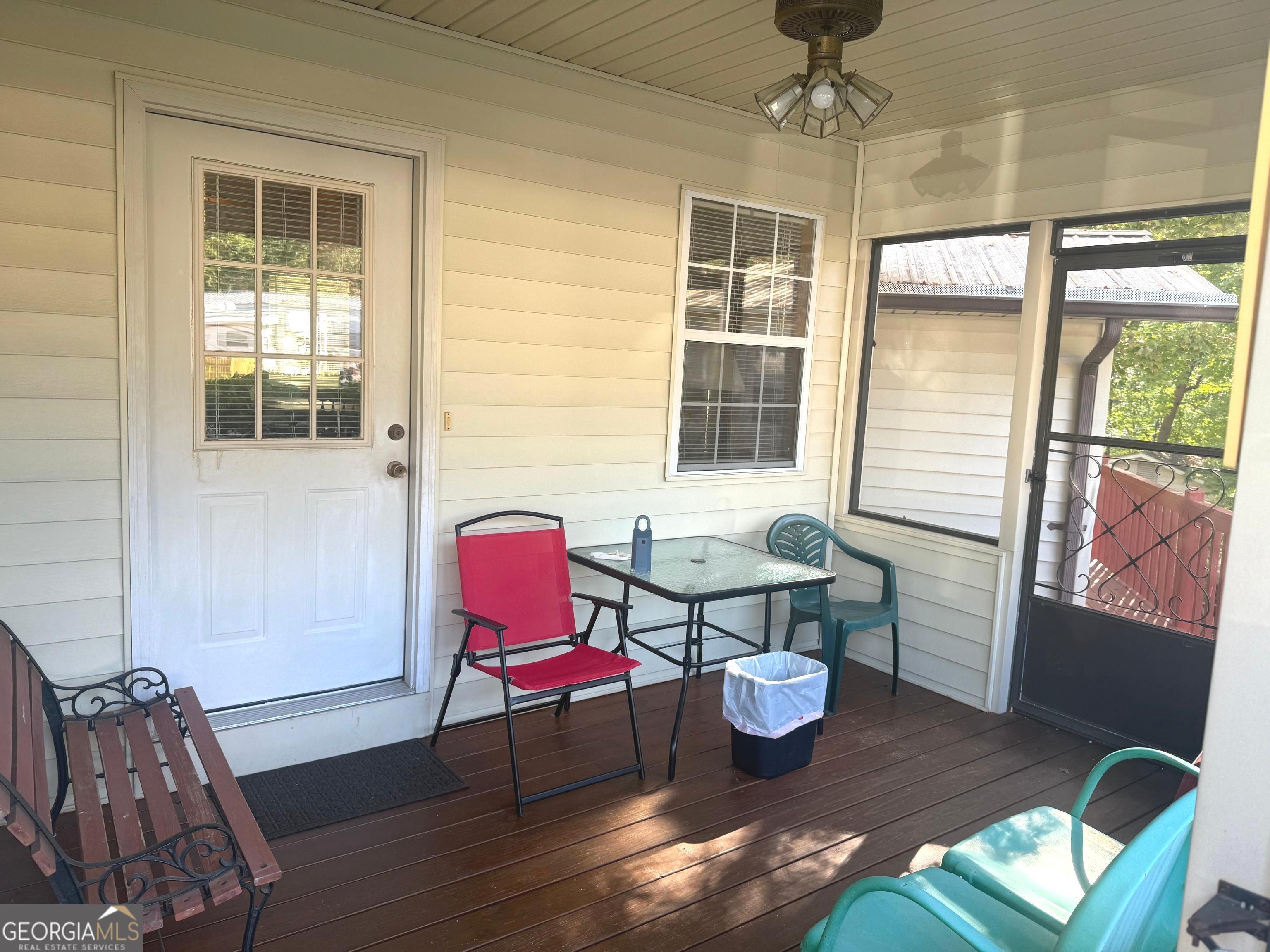 29 Cindy Parkway Cleveland GA 30528