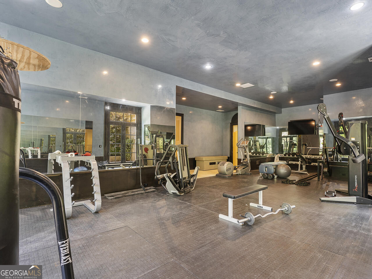 6420 Riverside Drive NW Sandy Springs GA 30328