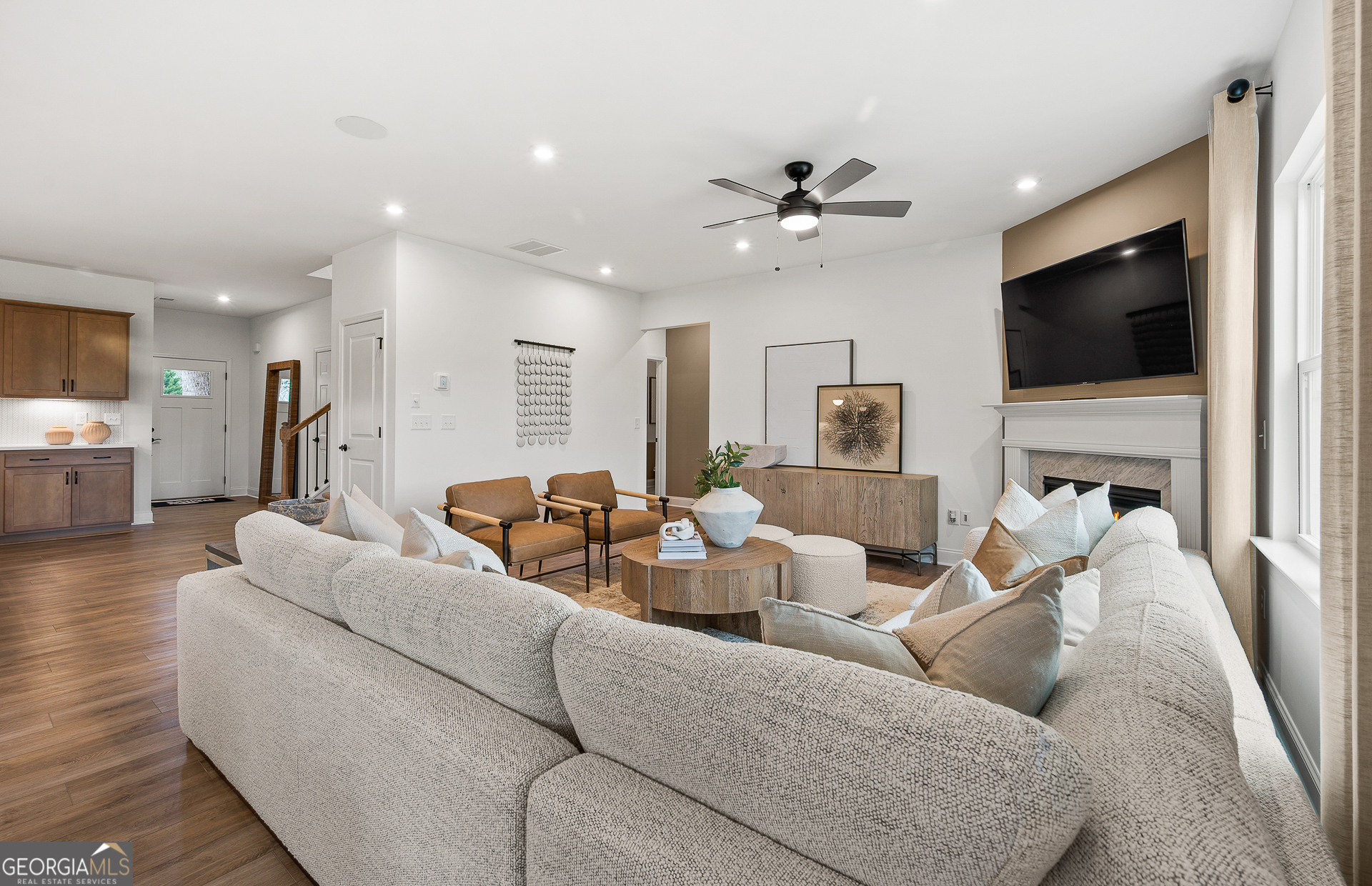 6136 Marigold Way Atlanta GA 30349