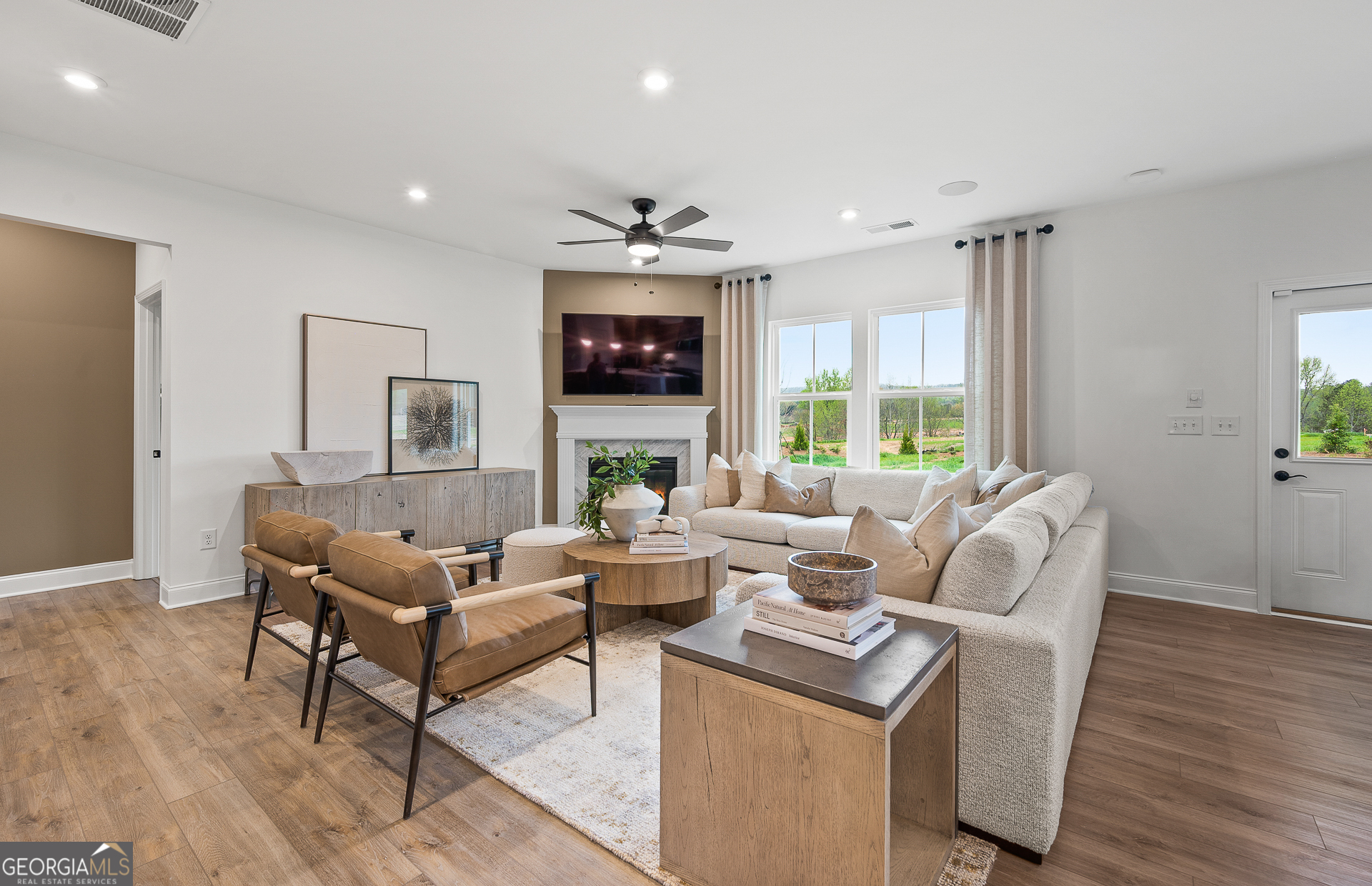 6136 Marigold Way Atlanta GA 30349
