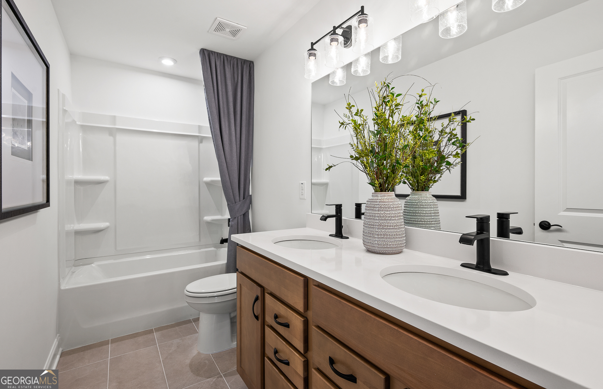 6136 Marigold Way Atlanta GA 30349