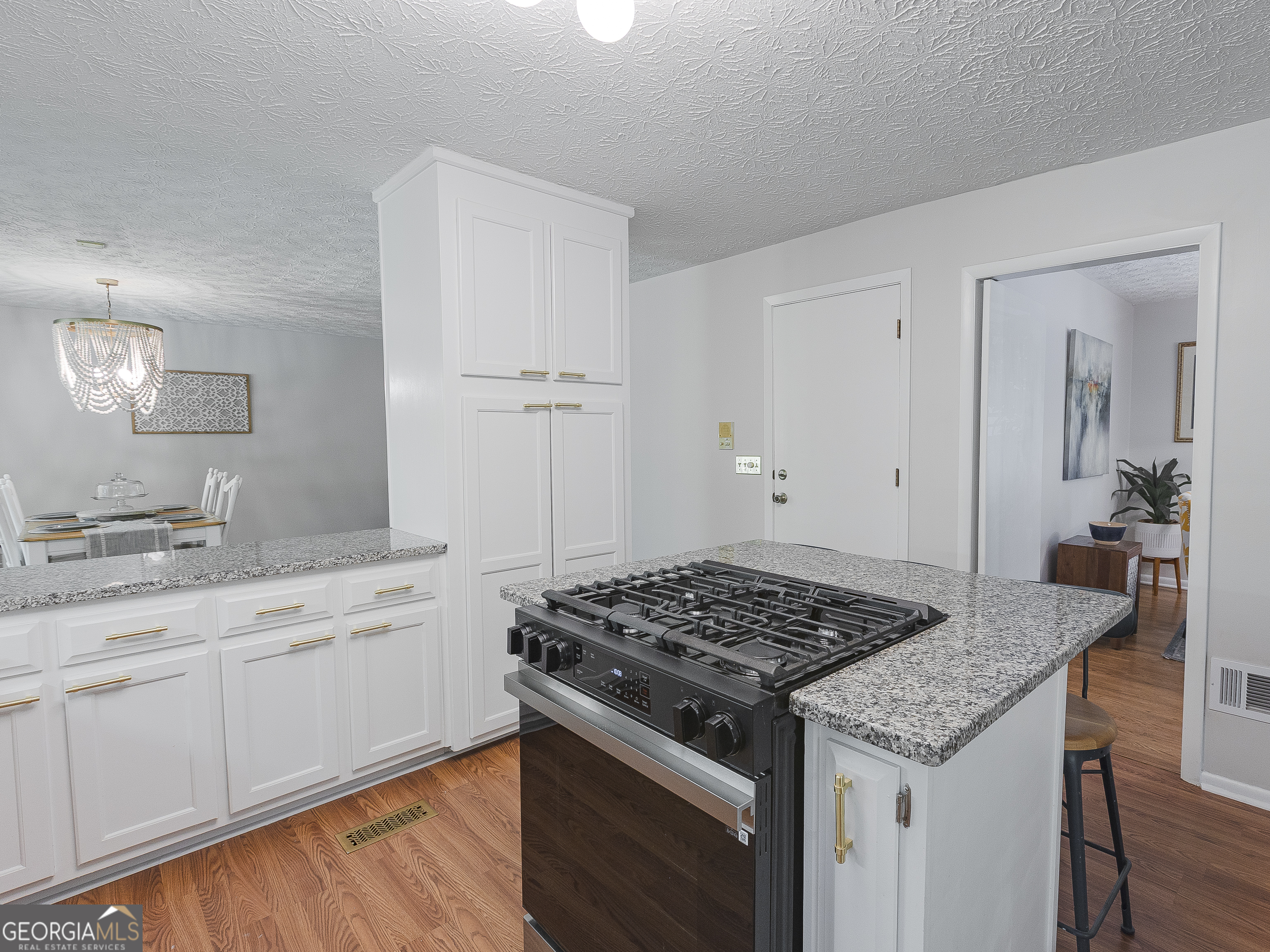 160 River Run Roswell GA 30075