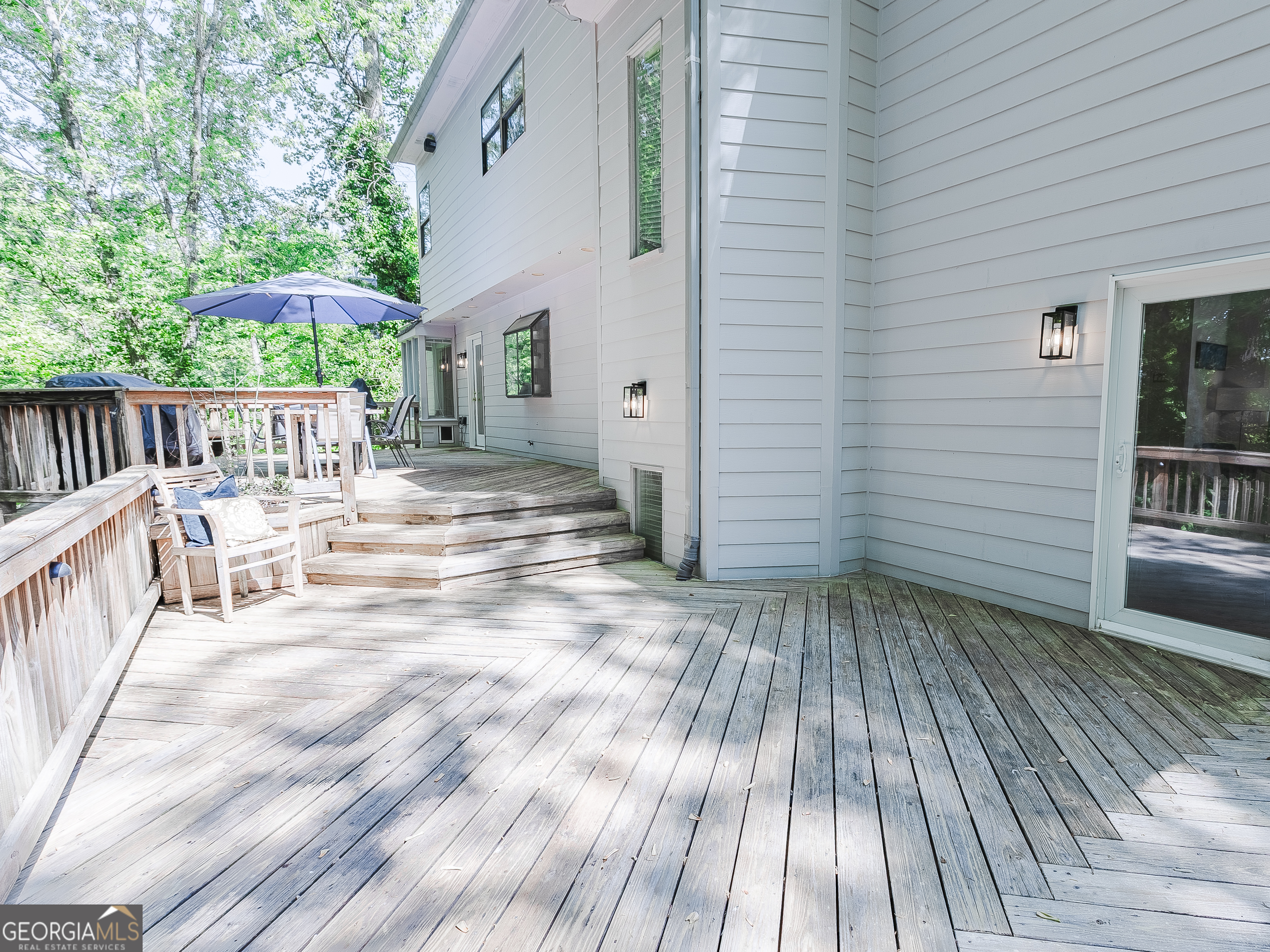 160 River Run Roswell GA 30075