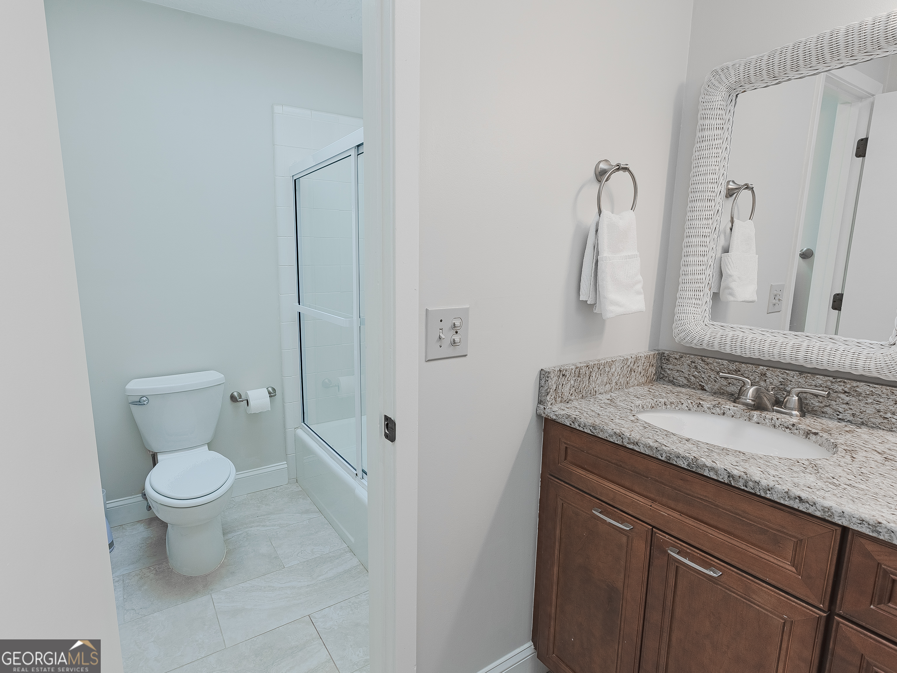 160 River Run Roswell GA 30075