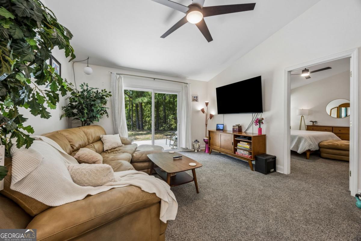 145 Retreat Place Woodbine GA 31569