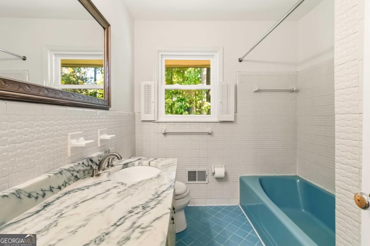 2738 Foster Ridge Road NE Atlanta GA 30345