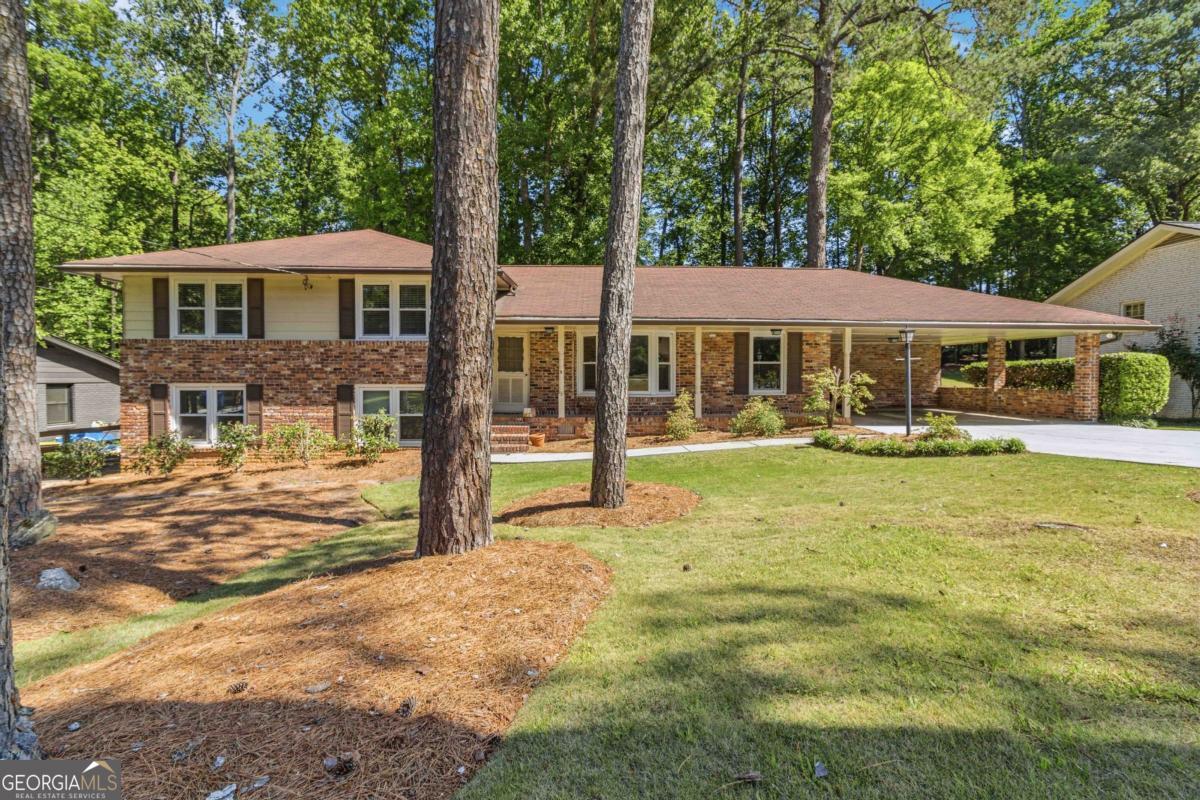 2738 Foster Ridge Road NE Atlanta GA 30345