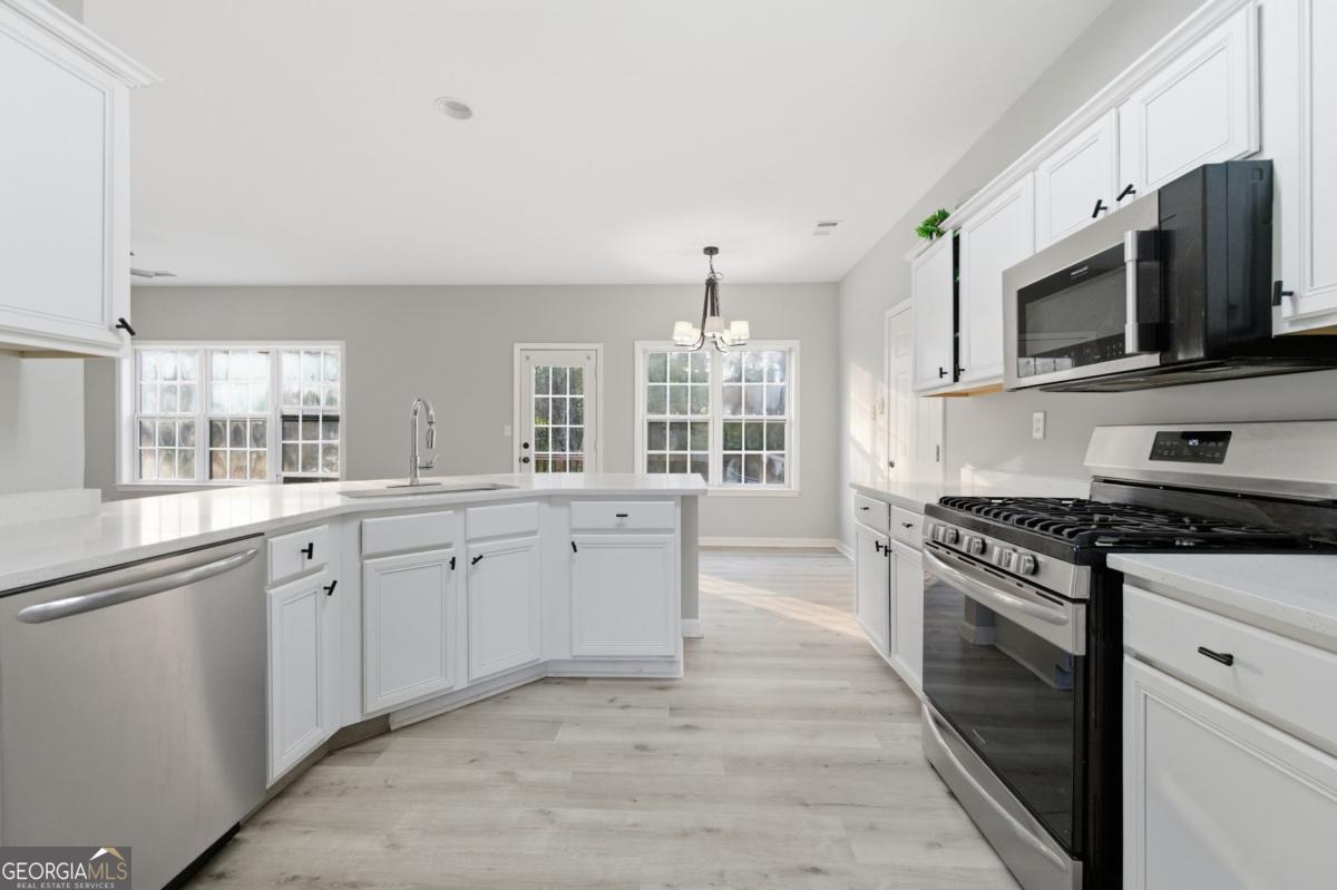 813 Cork Oak Lane Lawrenceville GA 30045