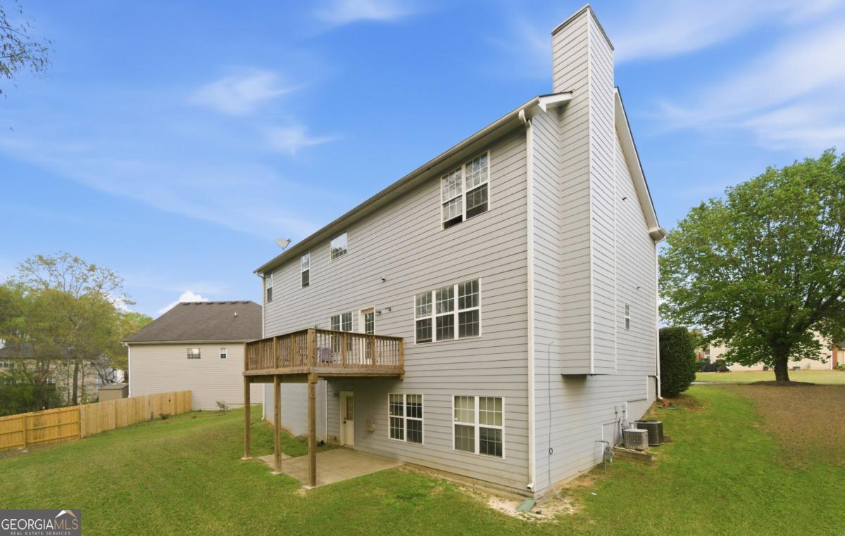 813 Cork Oak Lane Lawrenceville GA 30045