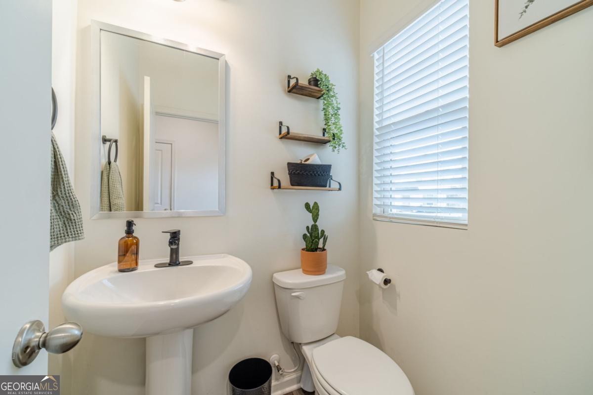 222 Knightsbridge Lane Winder GA 30680