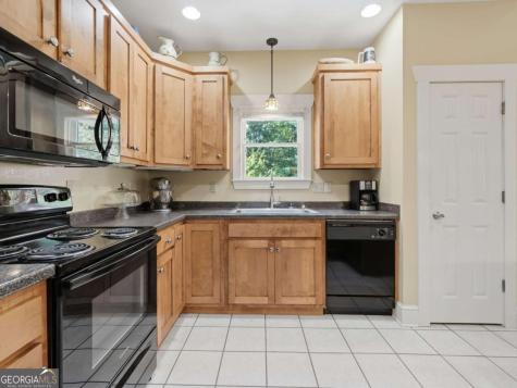 1110 Chatsworth Highway Ellijay GA 30540