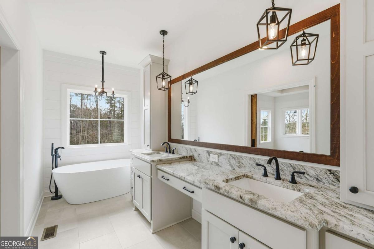 100 Silver Oak Trail Dahlonega GA 30533