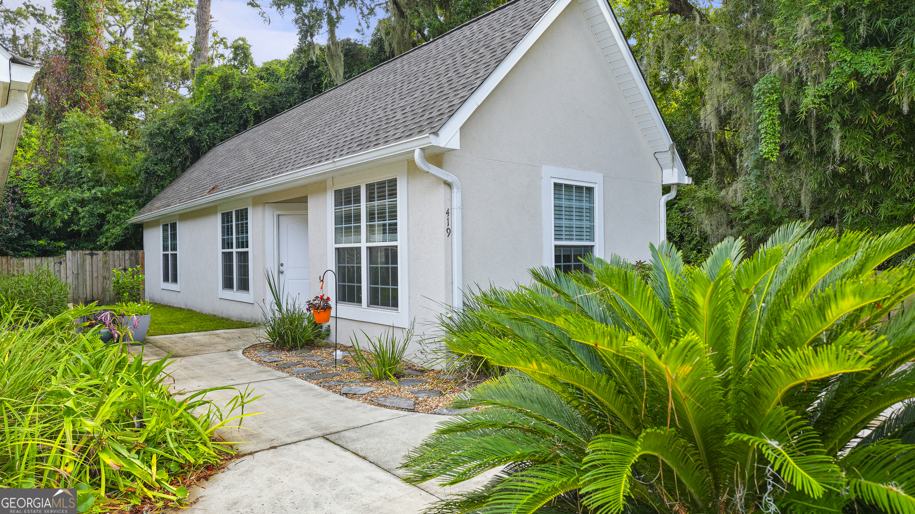 419 Palmetto Street St. Simons Island GA 31522
