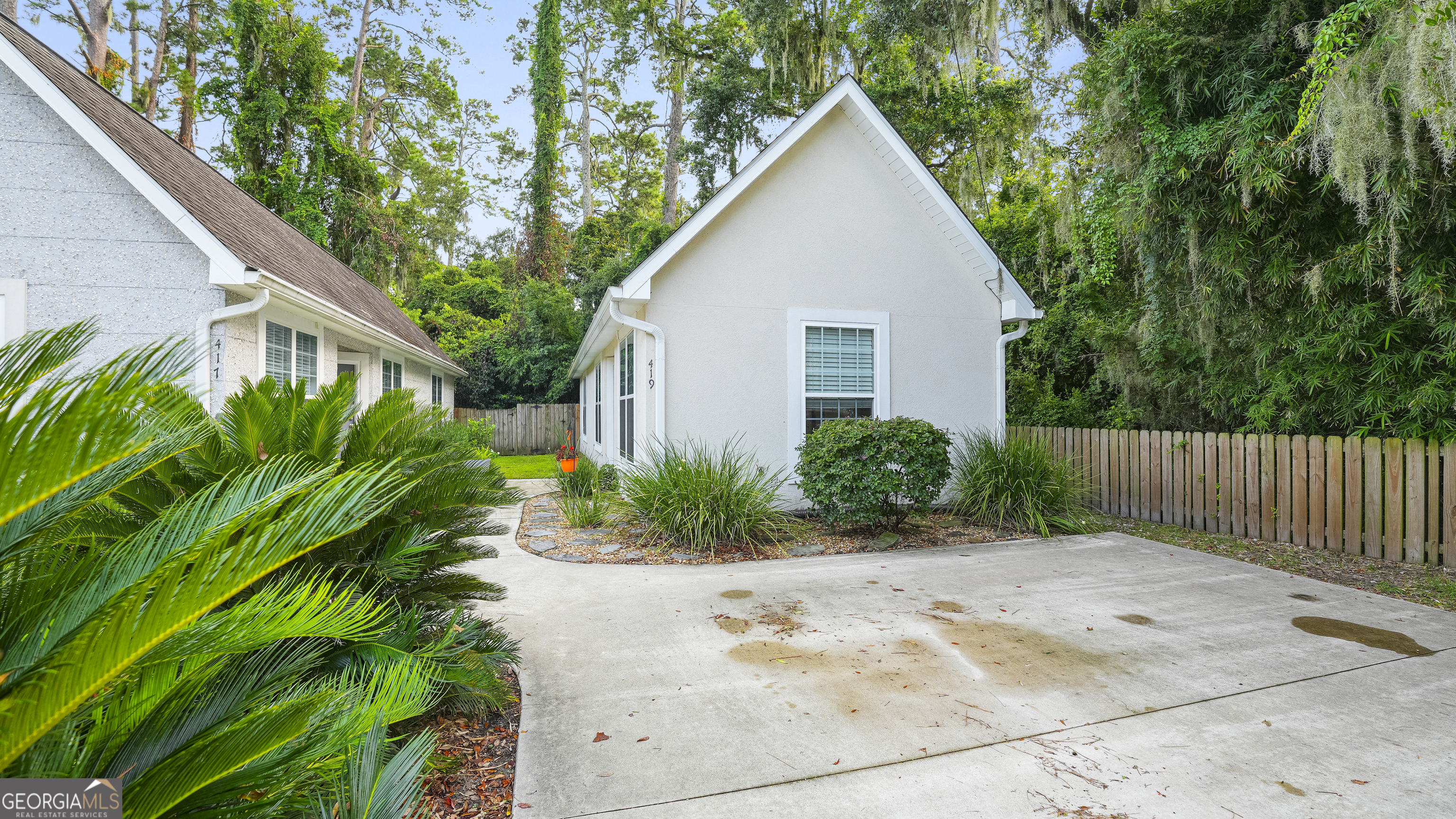 419 Palmetto Street St. Simons Island GA 31522