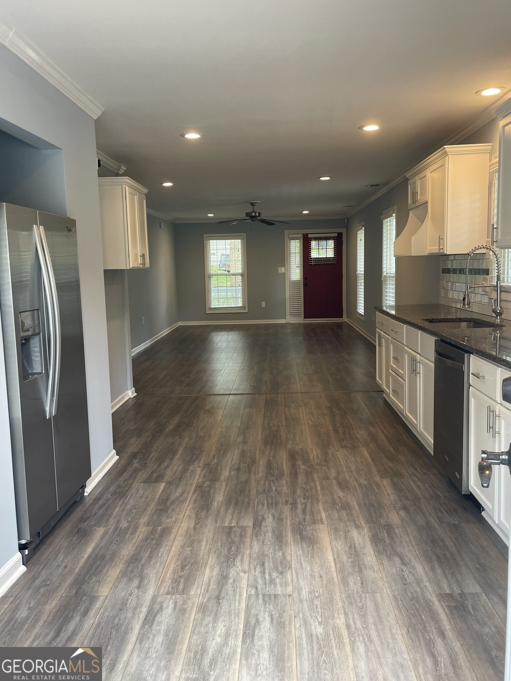 1833 Phillips Avenue East Point GA 30344