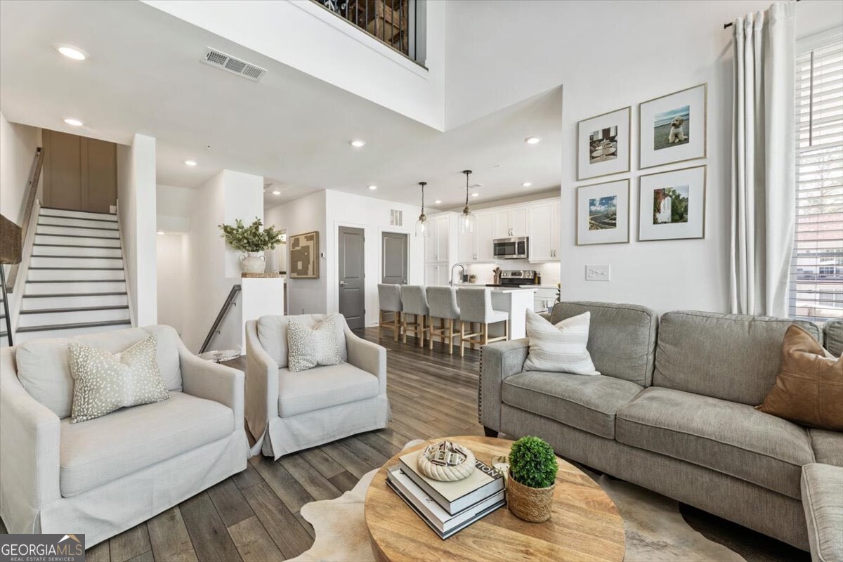 454 Burton Drive Alpharetta GA 30009