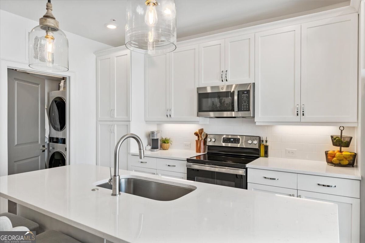 454 Burton Drive Alpharetta GA 30009