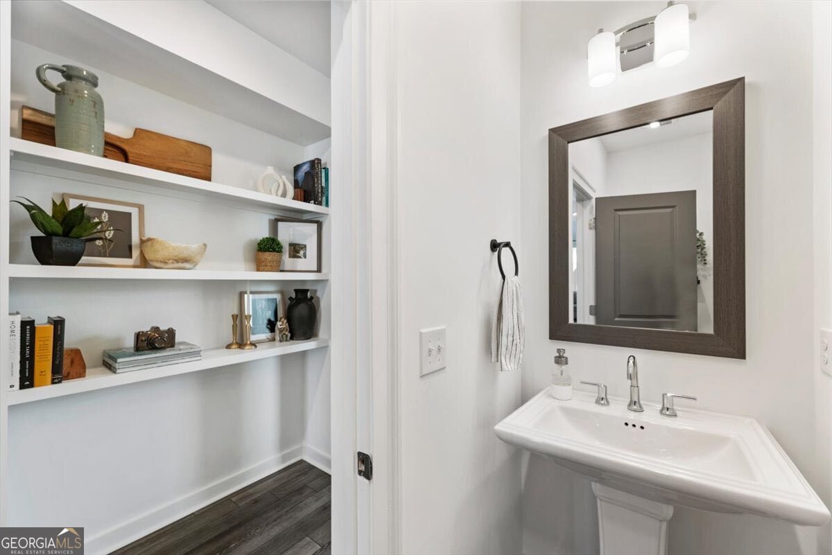 454 Burton Drive Alpharetta GA 30009