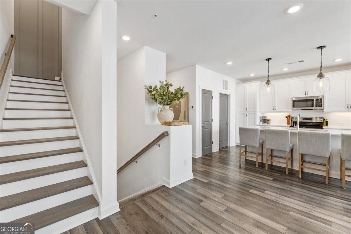 454 Burton Drive Alpharetta GA 30009