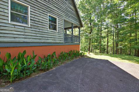 10475 War Woman Road Clayton GA 30525