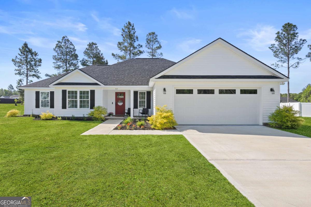 715 Medway Point Ellabell GA 31308