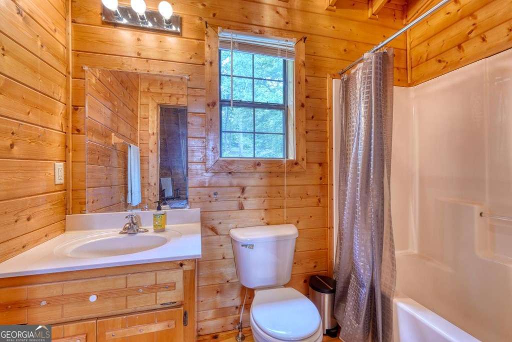 96 Taylors Court Blairsville GA 30512
