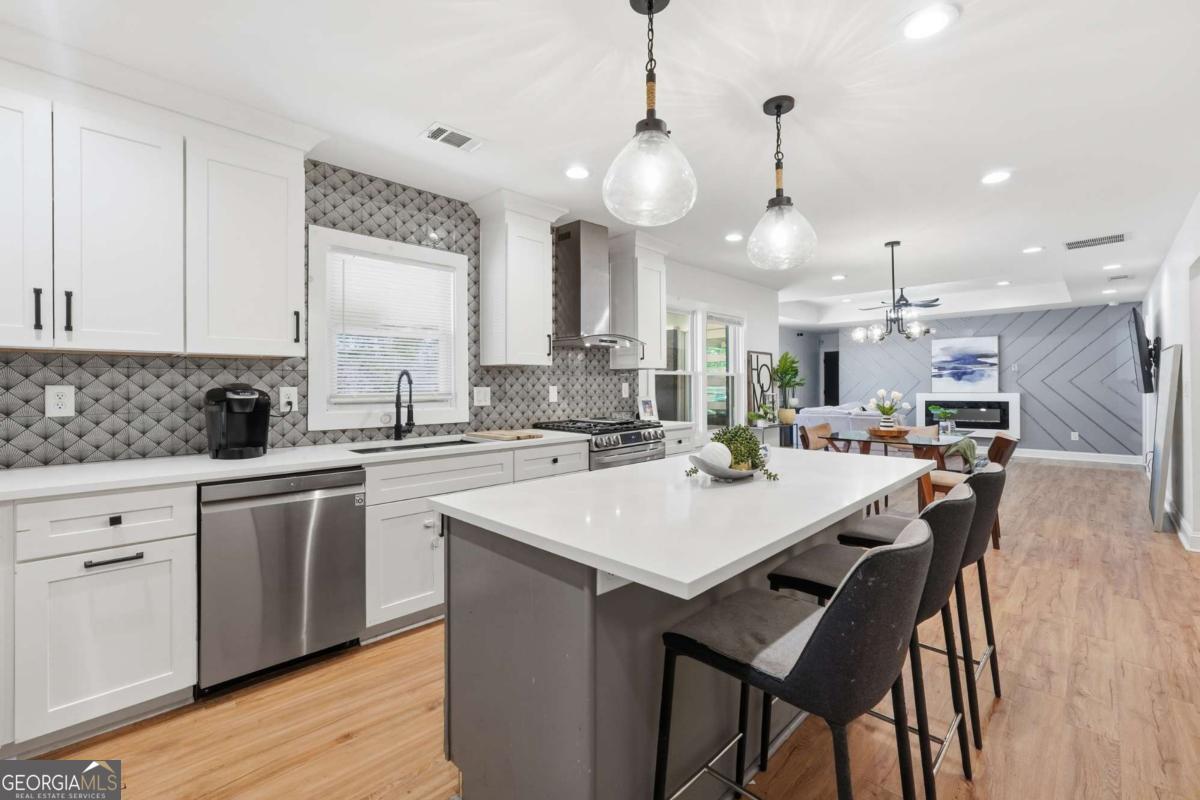 1973 Glendale Drive Decatur GA 30032