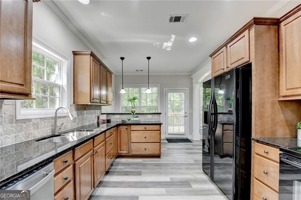 678 Retreat Drive Dacula GA 30019