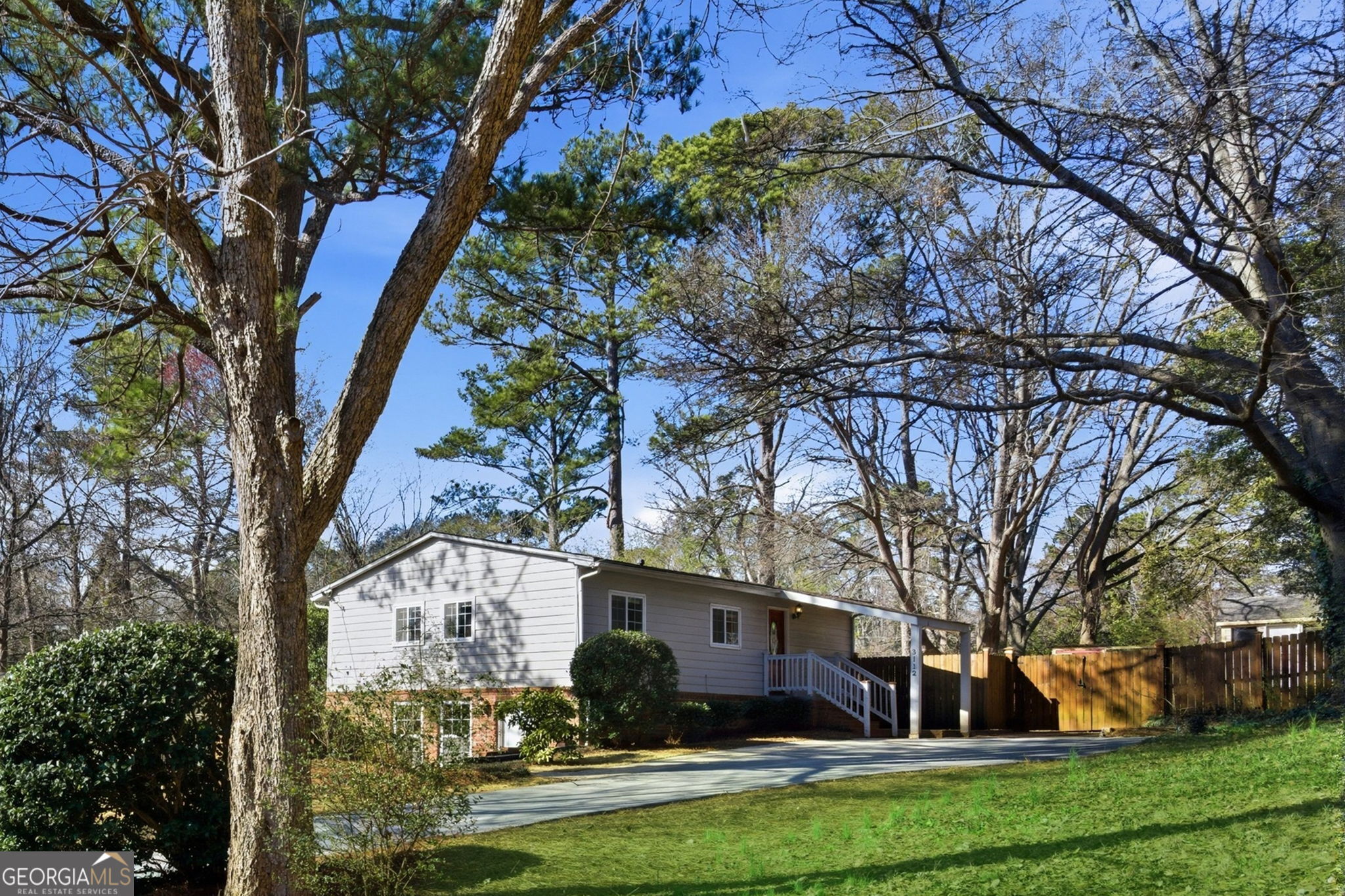3112 Dove Way Decatur GA 30033
