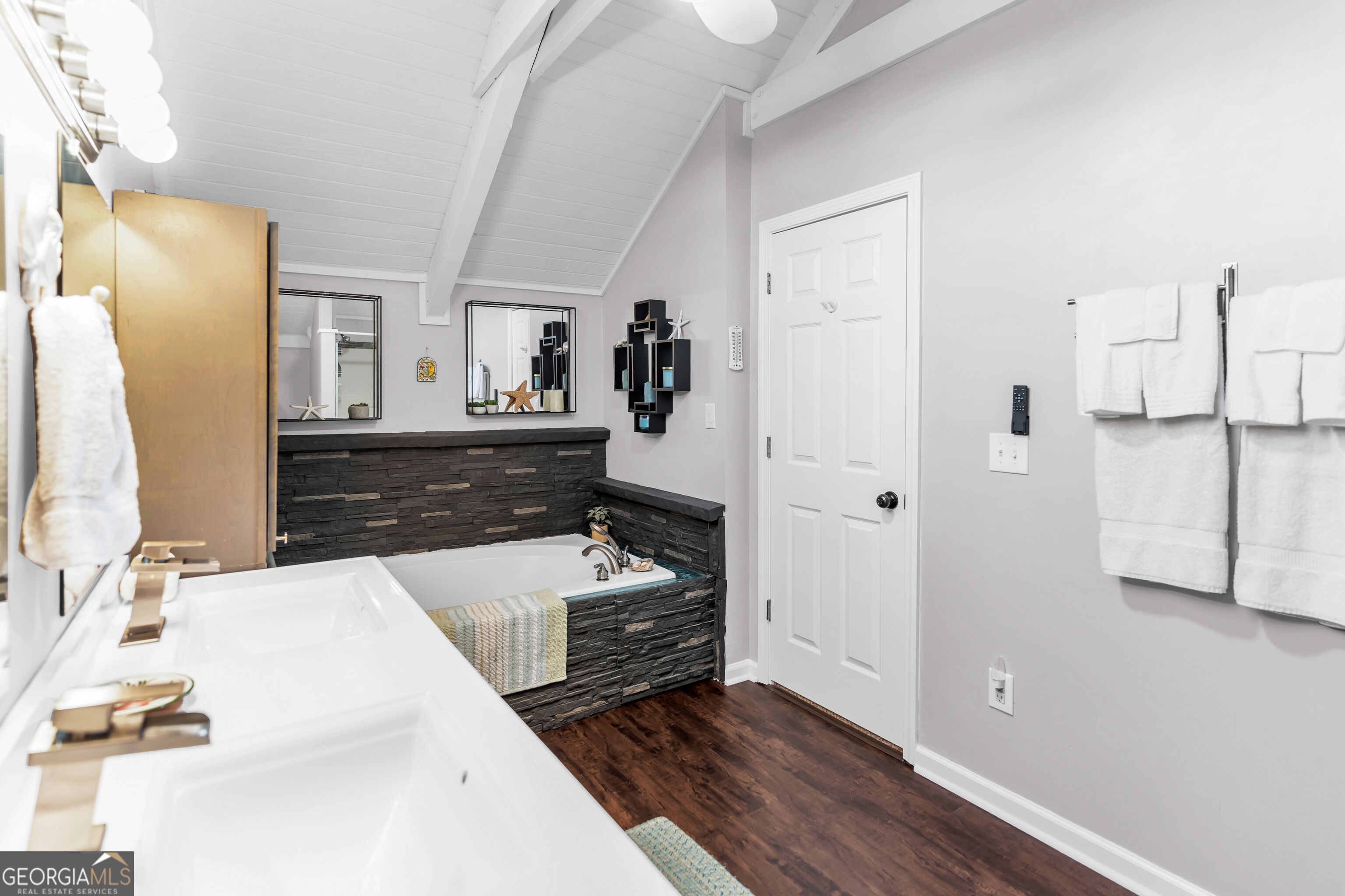 170 Alte Bruecke Strasse Helen GA 30545