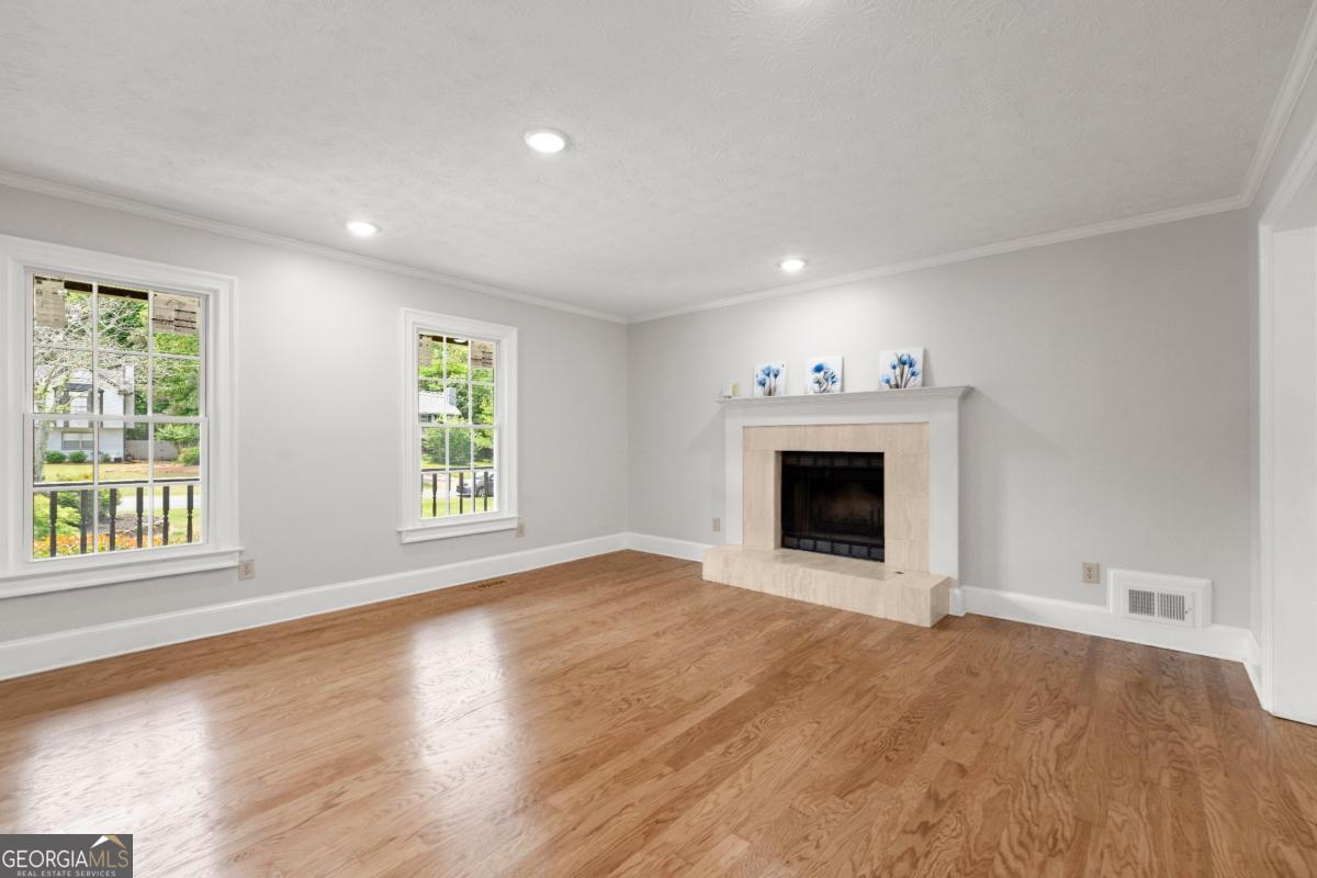 1020 Forest Park Lane Suwanee GA 30024